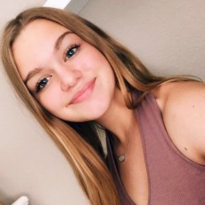 Meet your Posher, Lauren